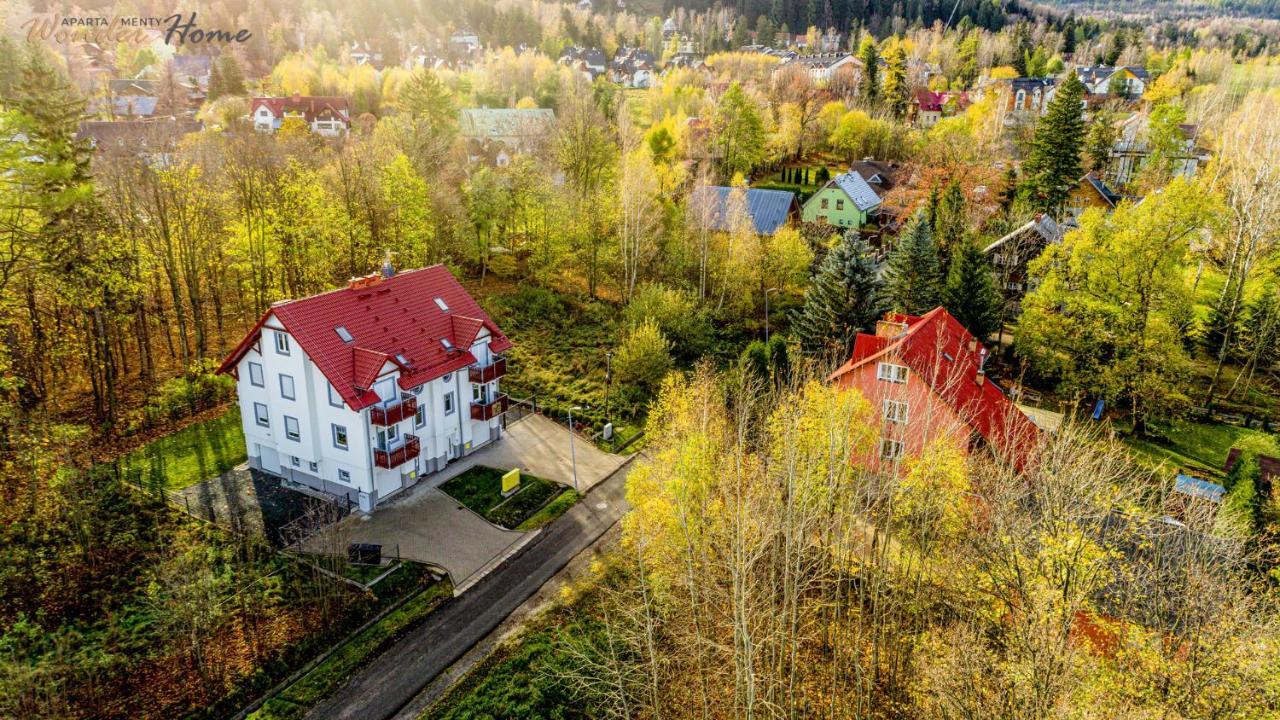 Wonder Home - Apartament Z Garazem, Ogrodkiem, Miejscem Na Grilla I Widokiem Na Karkonosze คาร์ปัตซ์ ภายนอก รูปภาพ